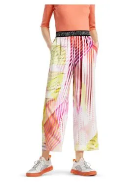 Marc Cain Hosen Bunte Streifenhose Im Lässigen Schnitt Multicolor -Marc Cain Geschäft 3f205a7120e0a8f53d292b2709a45673