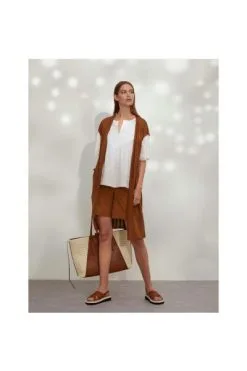 Marc Cain Westen Knitted Vest Brown -Marc Cain Geschäft 5aabaff772062eb334c92bdea7e8501d