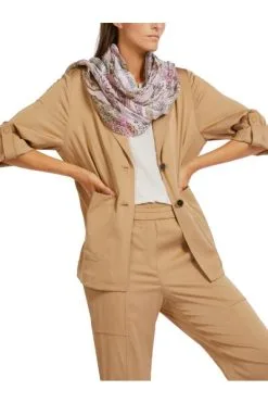 Marc Cain Schals Winter Scarves White -Marc Cain Geschäft 6ed6ddeada638ab598feee8931588043