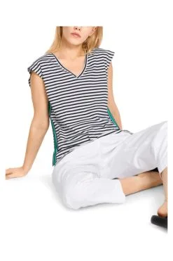 Marc Cain T-Shirts Lässiges Streifen-Shirt White -Marc Cain Geschäft 76a2001408b6112f160c54d12026fdce