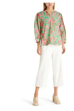 Marc Cain Blusen Sommerliche Bluse Green -Marc Cain Geschäft 8cc8701ec1f1666f32e38ef5e30e78cd