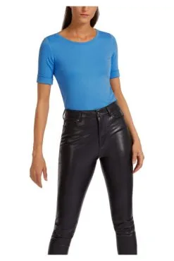 Marc Cain T-Shirts Rippstrickshirt Mit Dreiviertelärmeln Blue -Marc Cain Geschäft ace2e21e3f732972a1572aa47d8d58e5