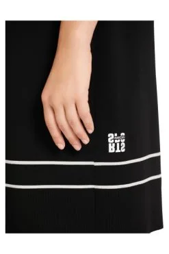 Marc Cain Freizeitkleider Short Dresses Black -Marc Cain Geschäft b248d479bc79004dff1f9e5357ab3c75